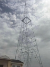 3-Bein-Stahlrohrgitter-Kommunikationsantennenturm 20 m \ 30 m