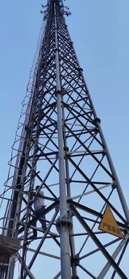 Selbsttragender Antennenmast des Winkeleisen-40m